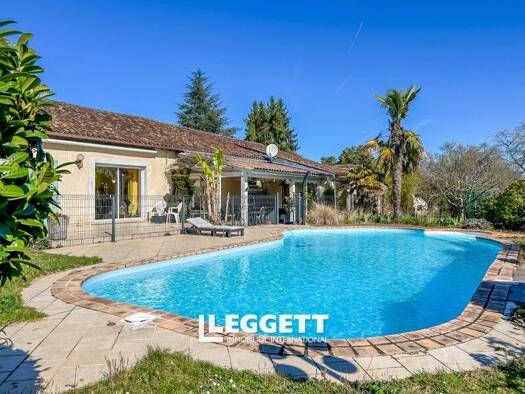 Maison à vendre 345 000 € 7 pièces 5 chambres 182 m² 4 000 m² de terrain Boulazac Isle Manoire 24330