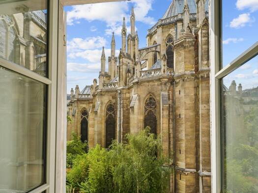 Appartement à vendre 1 900 000 € 5 pièces 2 chambres 103 m² Étage 2/6 Invalides Paris 7ème arrondissement 75007