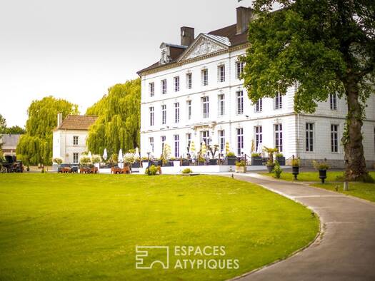 Château à vendre 1 975 000 € 25 pièces 13 chambres 1 615 m² 61 980 m² de terrain Gézaincourt 80600