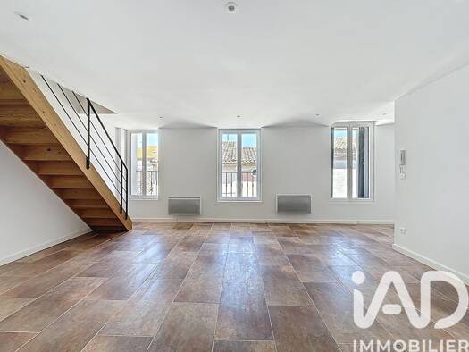Duplex à louer 750 € 4 pièces 2 chambres 89 m² Étage 2/2 Magalas 34480