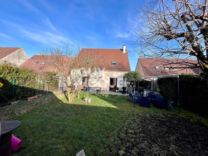 Maison à vendre, 116m², NEUFMOUTIERS EN BRIE