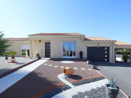 Maison de plain-pied à vendre 221 000 € 7 pièces 3 chambres 136 m² 1 008 m² de terrain Sauzé-entre-Bois 79190