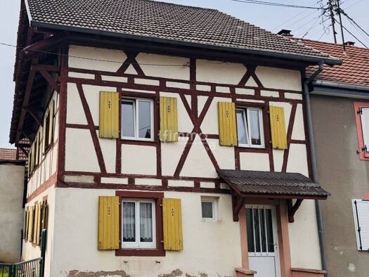 Maison à vendre 159 000 € 7 pièces 5 chambres 147 m² 677 m² de terrain Schweighouse-Thann 68520