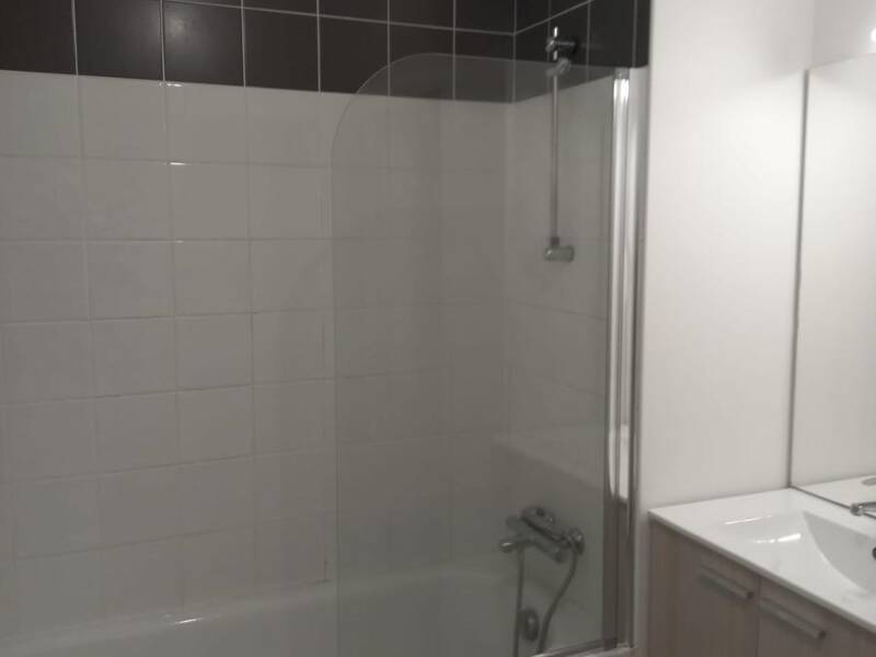 Maison à louer, 44m², VILLENEUVE LES AVIGNON