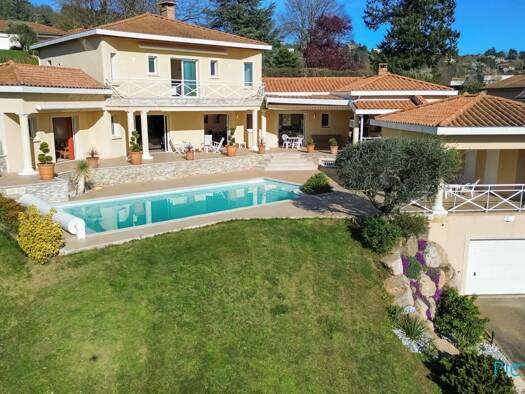 Maison à vendre 1 990 000 € 8 pièces 4 chambres 280 m² 3 200 m² de terrain Limonest 69760