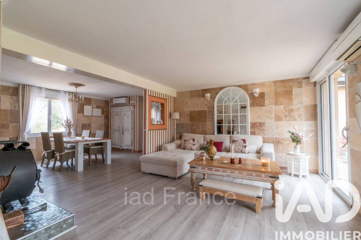 Maison à vendre, 203m², FONTENAY MAUVOISIN