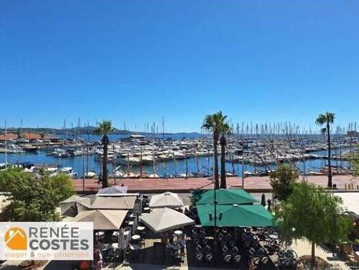 Appartement en viager occupé Bouquet 606 050 € 3 pièces 1 chambre 118 m² Étage 2/3 La Ville Bandol 83150