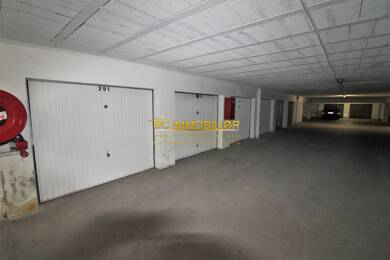 Garage/Stationnement à louer 100 € Marseille 9ème 13009