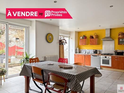 Maison à vendre 174 703 € 6 pièces 3 chambres 142,8 m² 497 m² de terrain Morannes sur Sarthe-Daumeray 49640