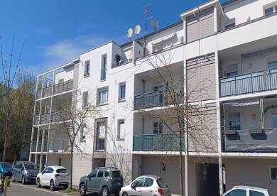 Appartement à vendre 153 480 € 4 pièces 84,4 m² 2ème étage Nord Est Cernay 68700