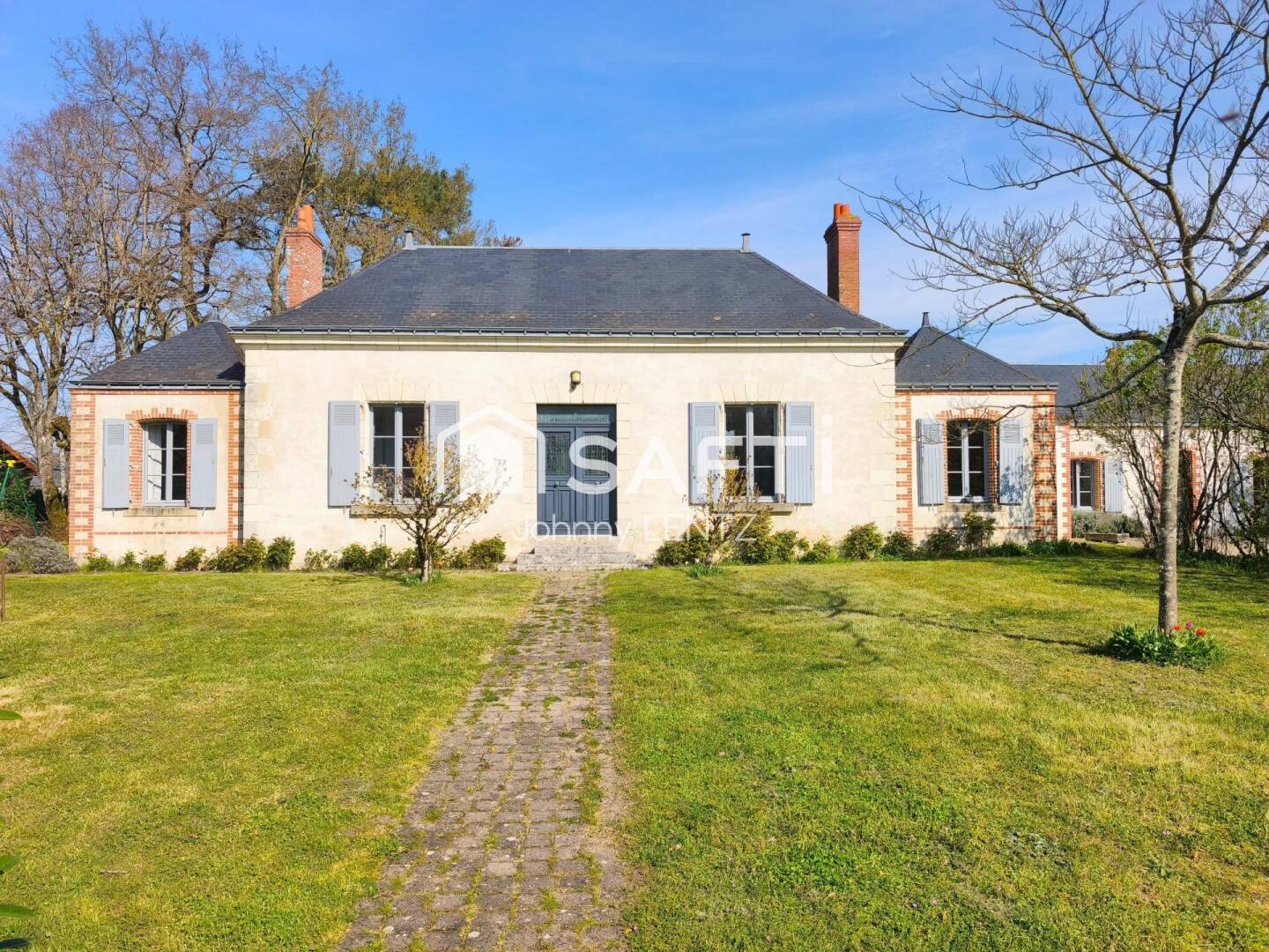 Maison à vendre, 245m², ARTANNES SUR INDRE