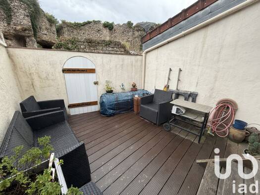 Maison à vendre 340 000 € 4 pièces 2 chambres 79 m² Châteaufort 78117