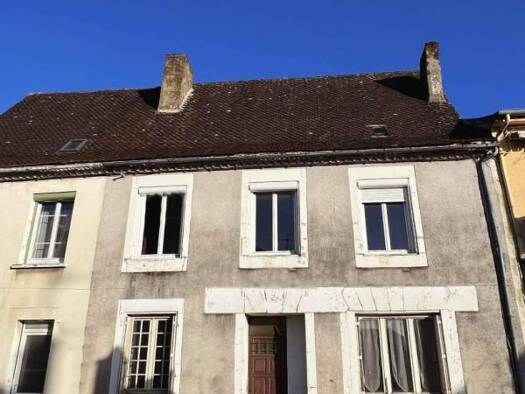 Maison à vendre 40 000 € 6 pièces 4 chambres 125 m² 390 m² de terrain Lanouaille 24270