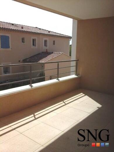 Appartement à louer 790 € 3 pièces 2 chambres 63,4 m² 1er étage Sud Le Thor 84250