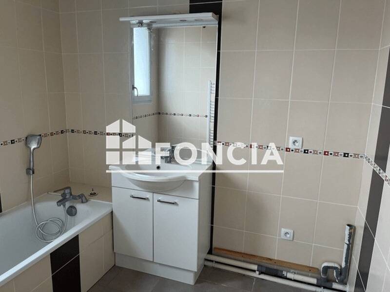 Maison à louer, 51m², SAINT MARTIN D'HERES