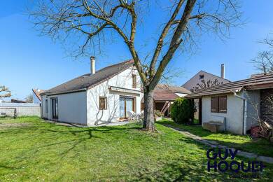 Maison de plain-pied à vendre 374 990 € 7 pièces 3 chambres 126 m² 510 m² de terrain Combs la Ville 77380