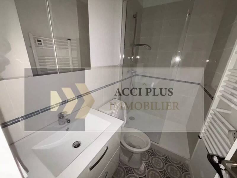 Maison à louer, 27m², NIMES