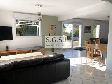 Maison à vendre 273 500 € 6 pièces 4 chambres 163 m² La Quinte 72550