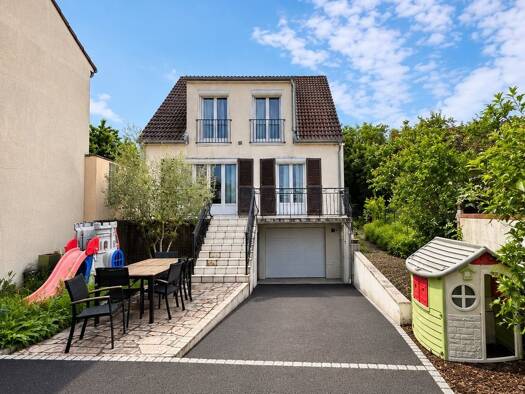 Maison à vendre 389 000 € 5 pièces 3 chambres 110 m² 404 m² de terrain Glaisieres Groslay 95410