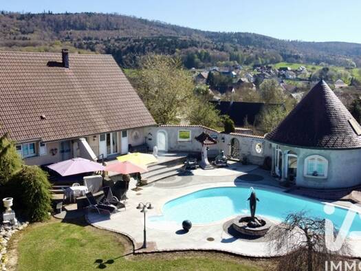 Maison à vendre 699 000 € 7 pièces 6 chambres 195 m² 3 338 m² de terrain Durlinsdorf 68480