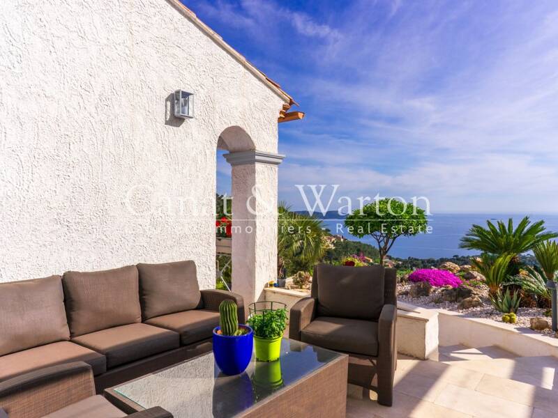 Maison à vendre, 180m², CARQUEIRANNE