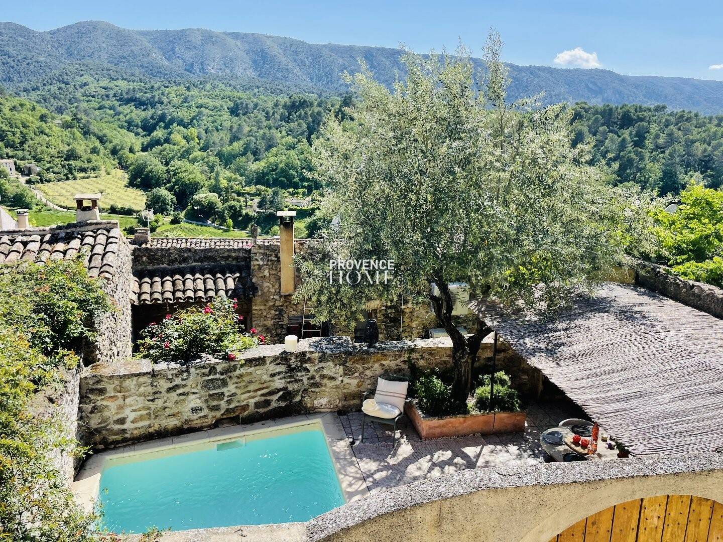 Maison à vendre, 122m², MENERBES