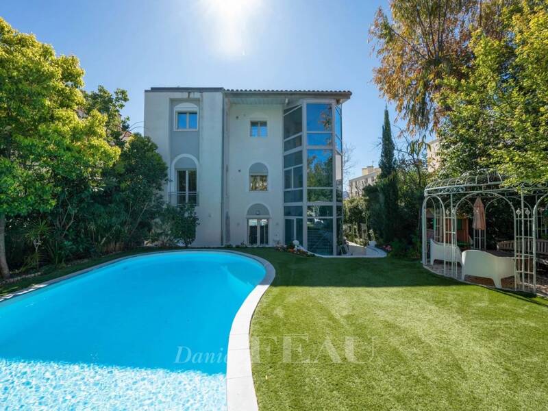 Maison à vendre, 270m², MARSEILLE 8E
