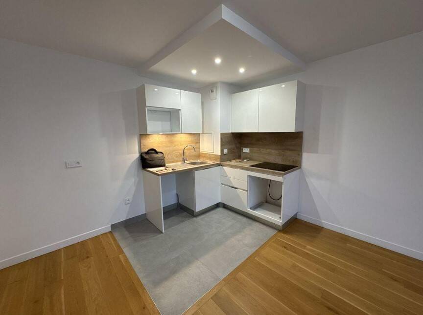Maison à louer, 45m², SAINT MAUR DES FOSSES