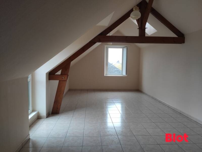 Maison à louer, 45m², MONTFORT SUR MEU