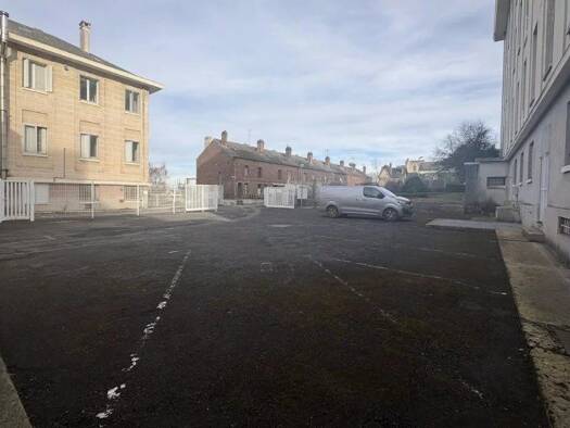 Immeuble à vendre 480 000 € 1 116 m² Cité du Nord Laon 02000