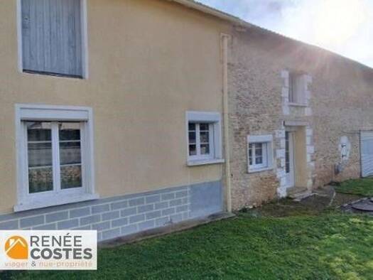 Maison en viager occupé Bouquet 28 050 € 4 pièces 3 chambres 143 m² 1 945 m² de terrain Saint-Martin-la-Pallu 86110