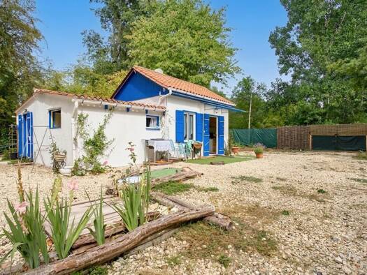 Maison de plain-pied à vendre 109 900 € 2 pièces 1 chambre 45 m² 1 800 m² de terrain Chancelade 24650