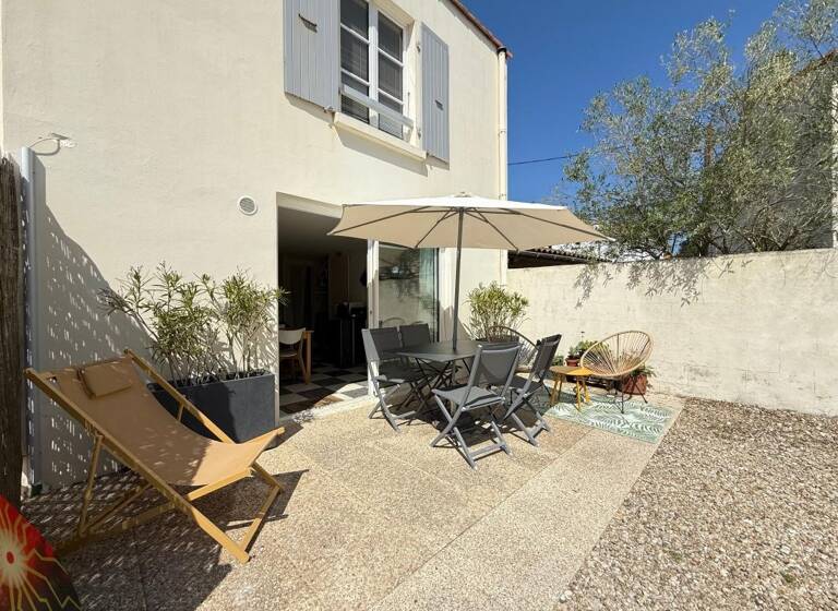 Maison à vendre 249 900 € 3 pièces 2<br/>chambres 49 m²<br/>superficie Saint-Palais-sur-Mer 17420