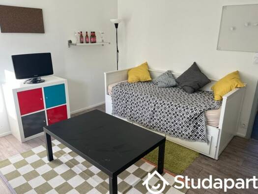 Colocation à louer - logement étudiant 580 € 1 pièce 1 chambre 10 m² RDC/4 Maurepas-Patton Rennes 35700