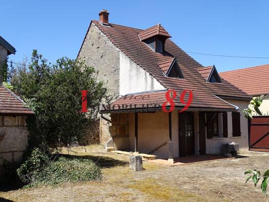 Maison à vendre 107 000 € 5 pièces 2 chambres 105 m² 3 500 m² de terrain Ampilly-le-Sec 21400
