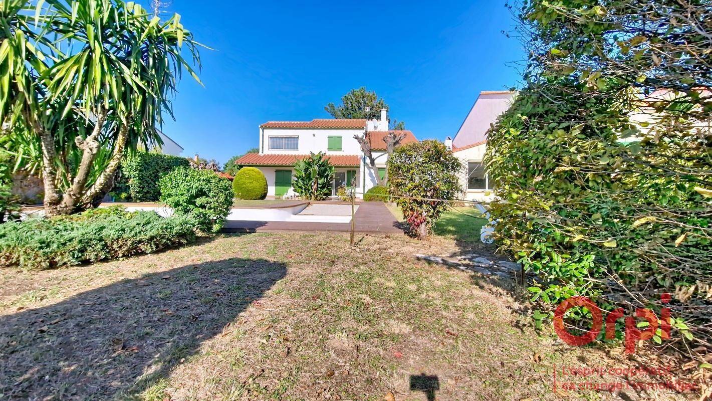 Maison à vendre, 159m², VILLENEUVE DE LA RAHO