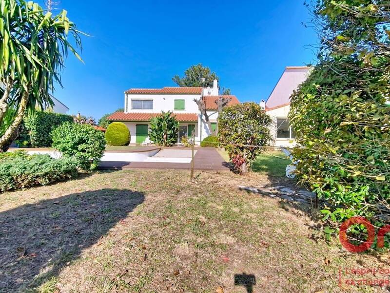 Maison à vendre, 159m², VILLENEUVE DE LA RAHO