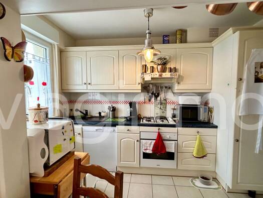 Appartement en viager Bouquet 93 600 € 3 pièces 2 chambres 58 m² 1er étage Peripherie Saint-Jean-de-Monts 85160