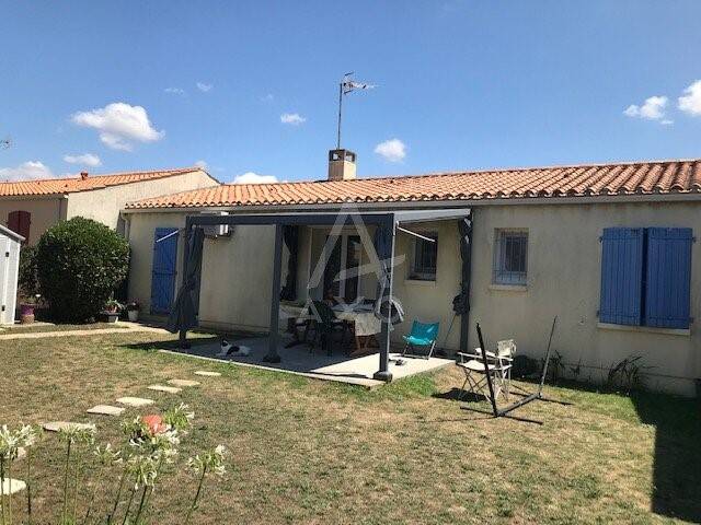 Maison à vendre, 60m², LONGEVILLE SUR MER