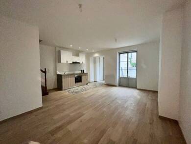 Maison à louer 930 € 3 pièces 2 chambres 58 m² Rochecorbon 37210