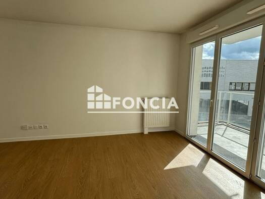Appartement à vendre 155 000 € 3 pièces 2 chambres 69,98 m² Étage 2/5 Argonne-Champ Chardon-Fontaine-Nécotin Orléans 45000