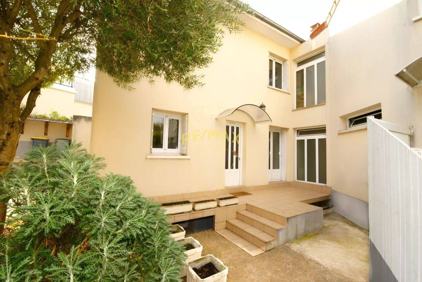 Maison à vendre, 77m², SURESNES