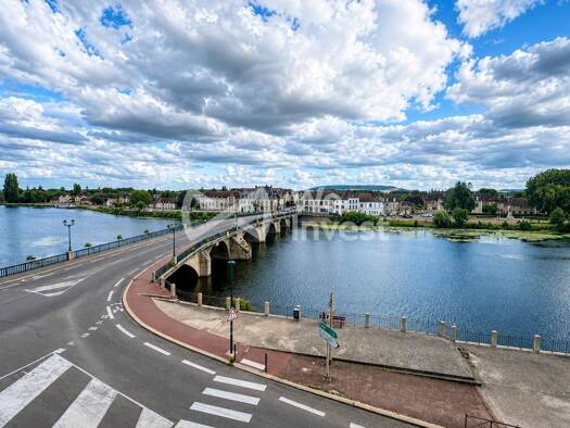 Immeuble à vendre 450 000 € 262 m² Vieille Ville Joigny 89300