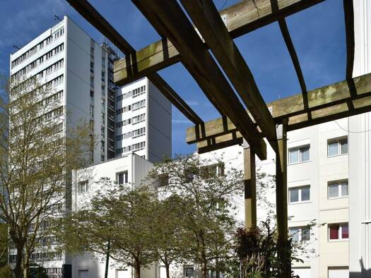 Appartement à louer 966 € 3 pièces 2 chambres 63 m² RDC/3 Ile de France Les Ulis 91940