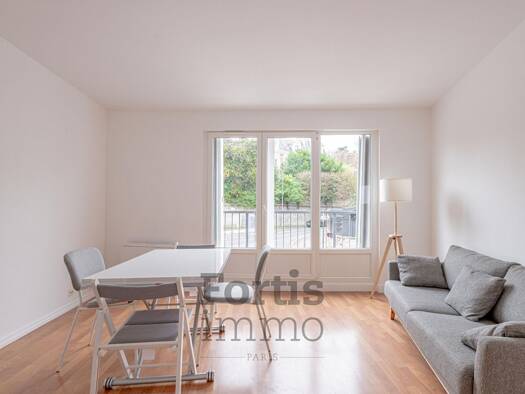 Appartement à louer 1 390 € 2 pièces 1 chambre 41,35 m² Étage 1/4 Epinettes Issy-les-Moulineaux 92130