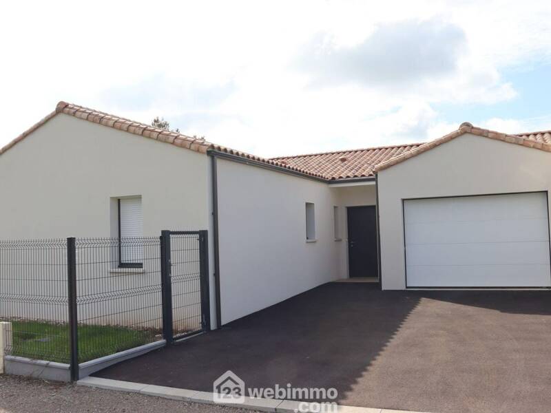 Maison à vendre, 111m², SAINT HILAIRE LA FORET