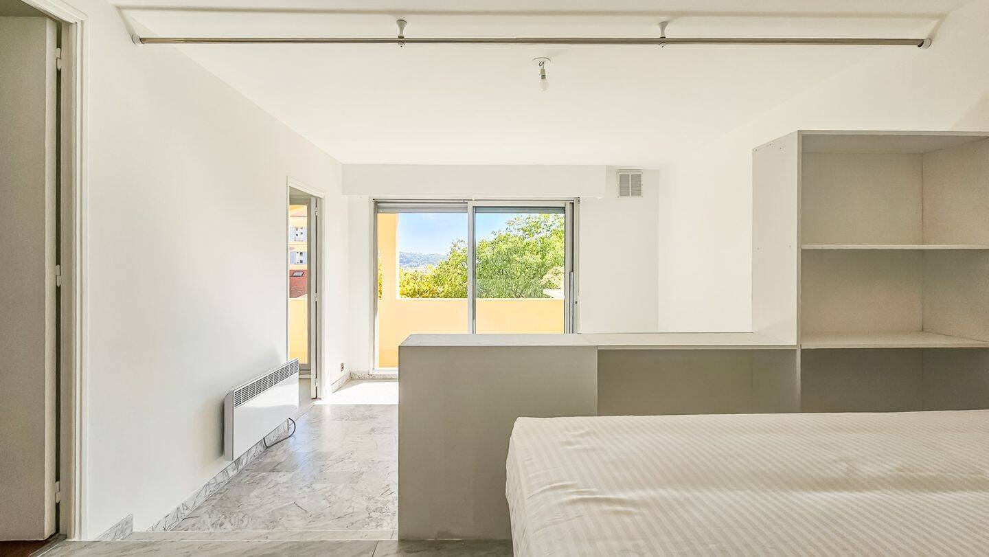 Maison à louer, 38m², HYERES