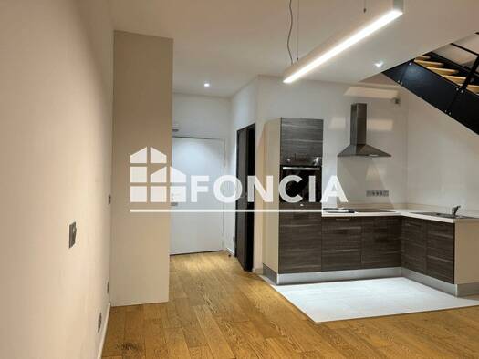 Duplex à louer 618 € 2 pièces 1 chambre 47,9 m² Étage 2/2 Centre-Neuf Bourg-Quesnoy-Delsaux-Musée-Cannoniers-Gare Valenciennes 59300