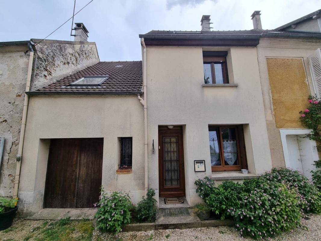 Maison à vendre, 95m², SAINT CYR SUR MORIN