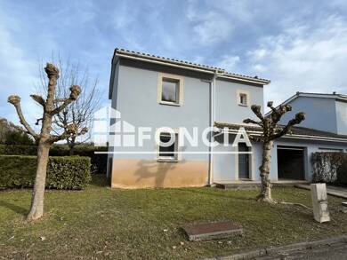 Villa à louer 885 € 4 pièces 3 chambres 80,2 m² disponible à partir du 12/07/2025 École maternelle Sentini Agen 47000